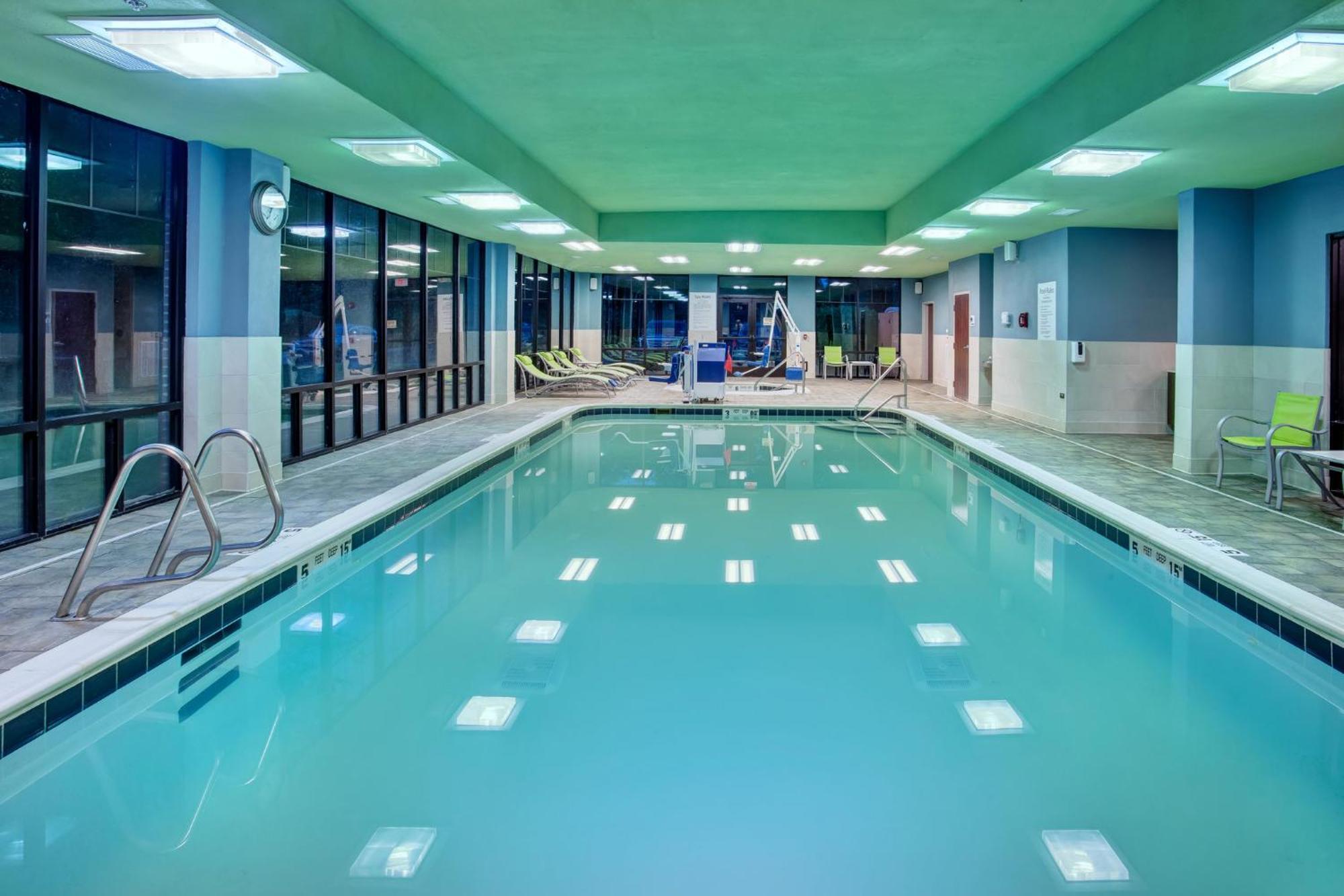 Holiday Inn Express Hotel & Suites Rochester Webster By Ihg Eksteriør bilde
